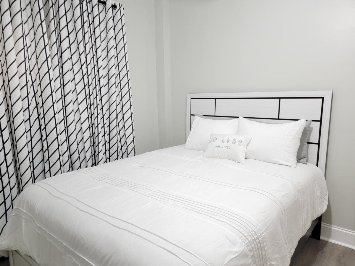 Room For Rent In Apartment Hartford Exterior photo