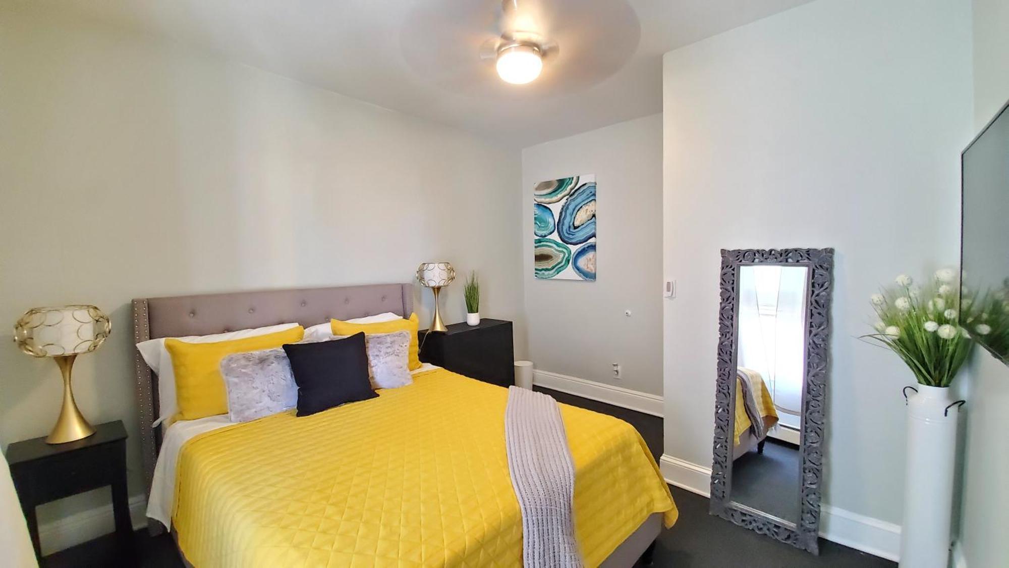 Room For Rent In Apartment Hartford Exterior photo